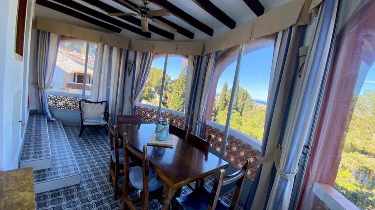 Espectacular vivienda con vistas al mar en el Montgó, Dénia