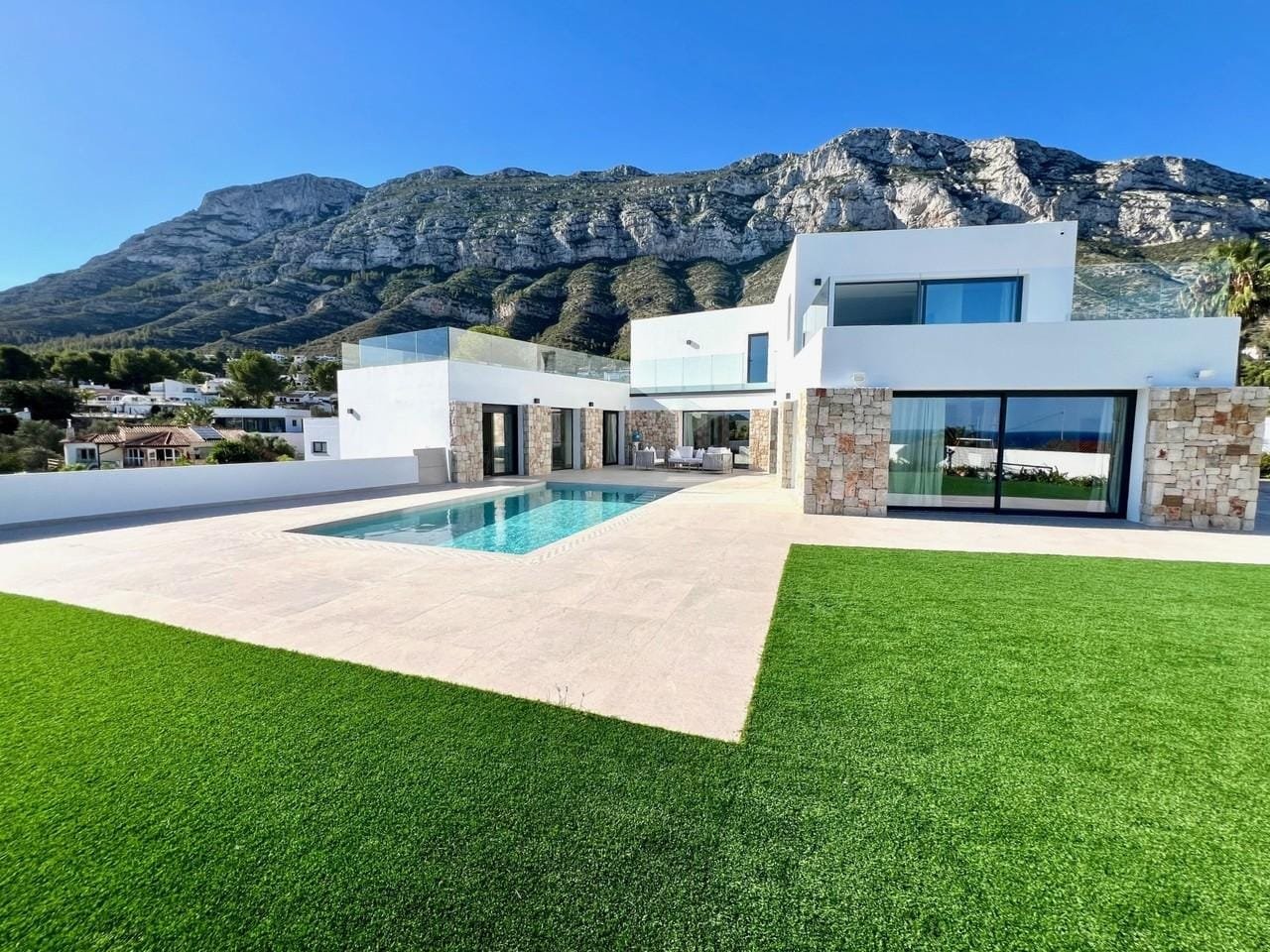 Villa en Venta en Denia