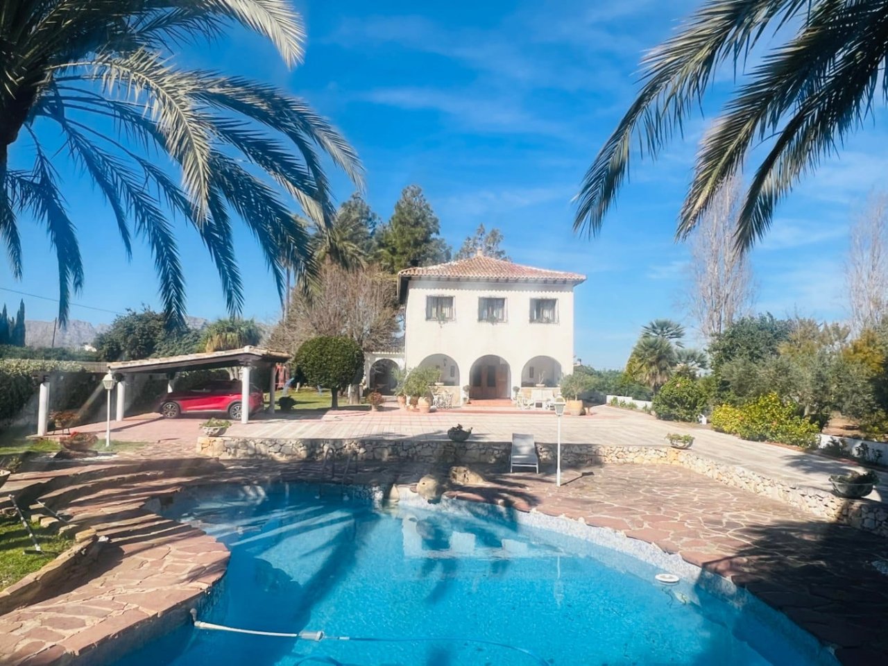 Elegante en stijlvolle finca met 6 slaapkamers in La Sella Golf, Pedreguer Costa Blanca