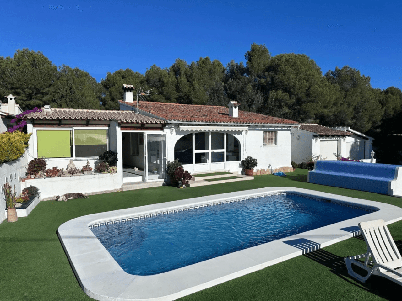 Ebenerdige Villa mit Meerblick in Moraira zu verkaufen
