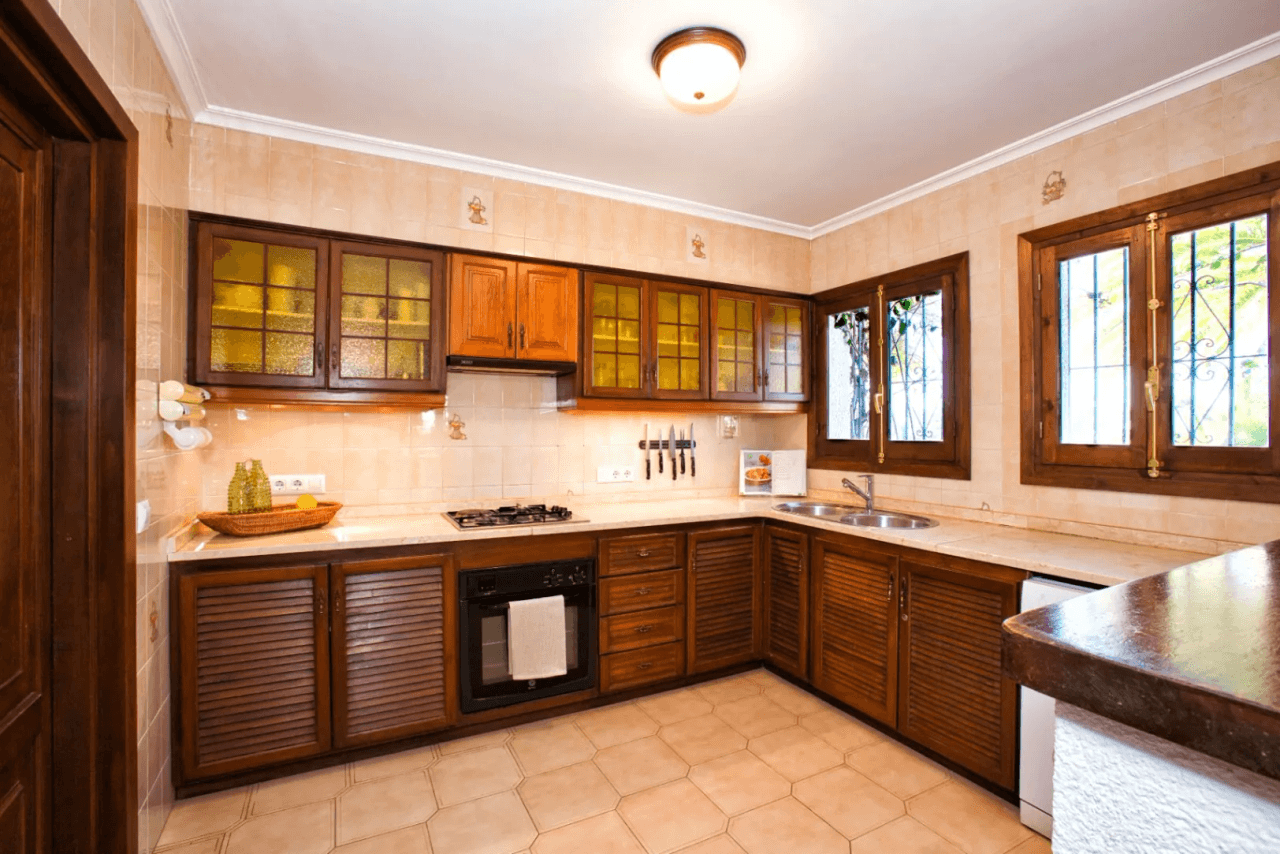 Traditionele zeezicht villa te koop in Benissa