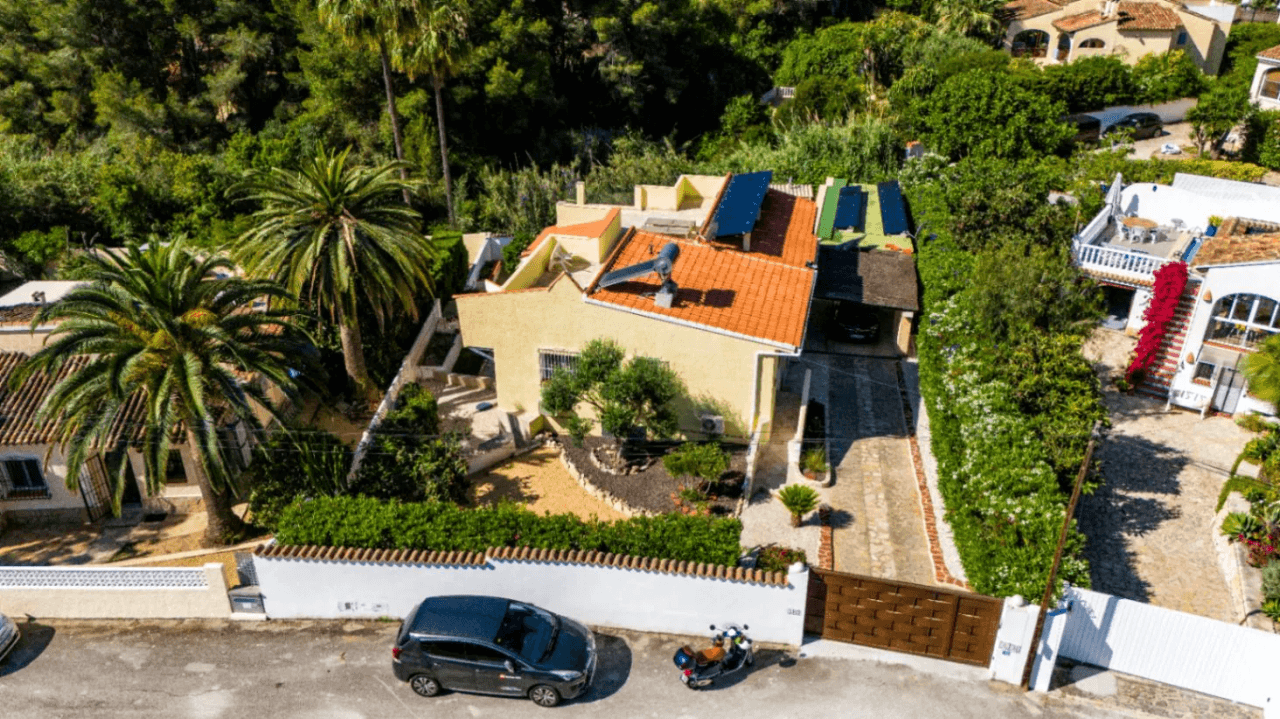 Zeer energiezuinige villa (label A) te koop in Benissa