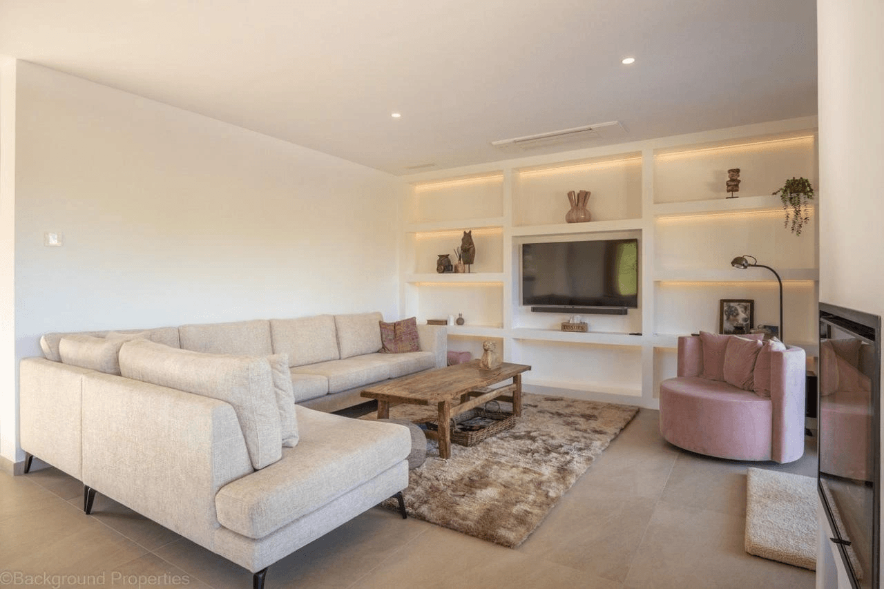 Indrukwekkend finca-stijl eigendom dat luxe en comfort biedt in Pedreguer, Costa Blanca