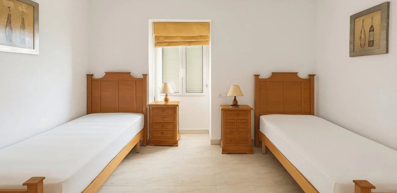Attractive villa with sea and mountain views in the Sella Golf Resort, Pedreguer, Costa Blanca.