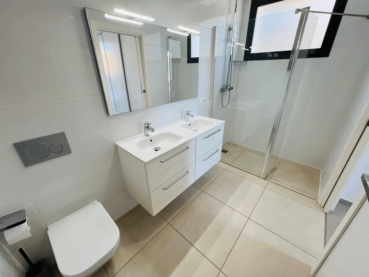 Ample contemporary villa with sea and mountain views for salea in La Sella Golf Resort, Pedreguer, Costa Blanca
