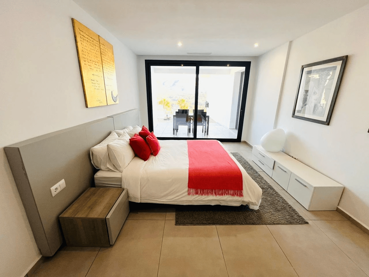 Ample contemporary villa with sea and mountain views for salea in La Sella Golf Resort, Pedreguer, Costa Blanca
