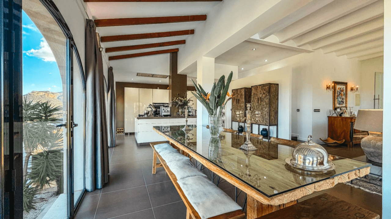 Elegant villa with panoramic sea views for sale in la Sella Golf Resort, Costa Blanca