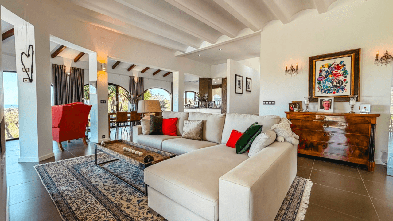 Elegant villa with panoramic sea views for sale in la Sella Golf Resort, Costa Blanca