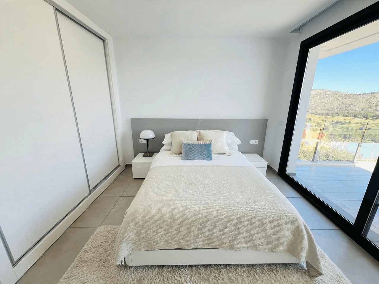 Ample contemporary villa with sea and mountain views for salea in La Sella Golf Resort, Pedreguer, Costa Blanca