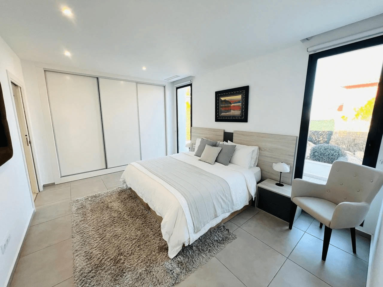 Ample contemporary villa with sea and mountain views for salea in La Sella Golf Resort, Pedreguer, Costa Blanca