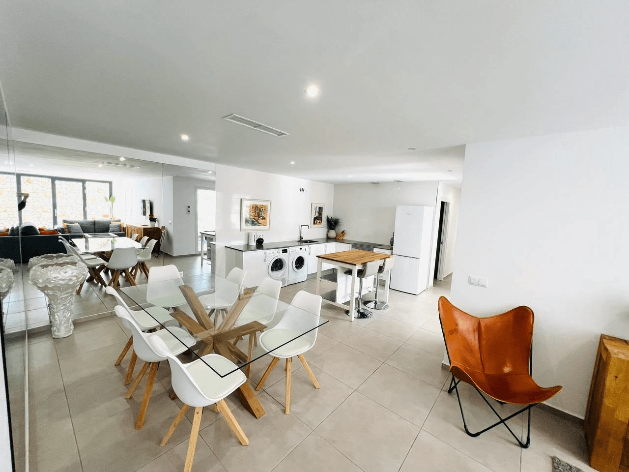 Ample contemporary villa with sea and mountain views for salea in La Sella Golf Resort, Pedreguer, Costa Blanca