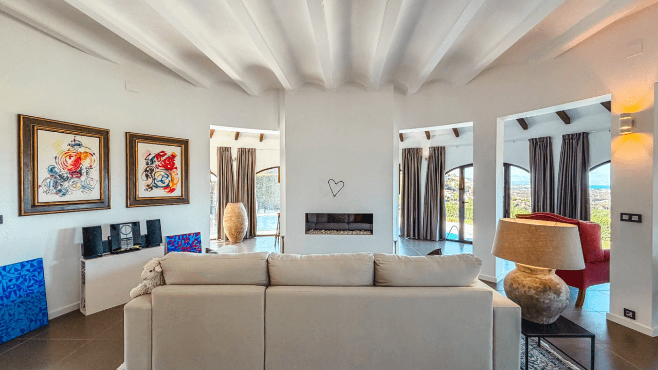 Elegant villa with panoramic sea views for sale in la Sella Golf Resort, Costa Blanca