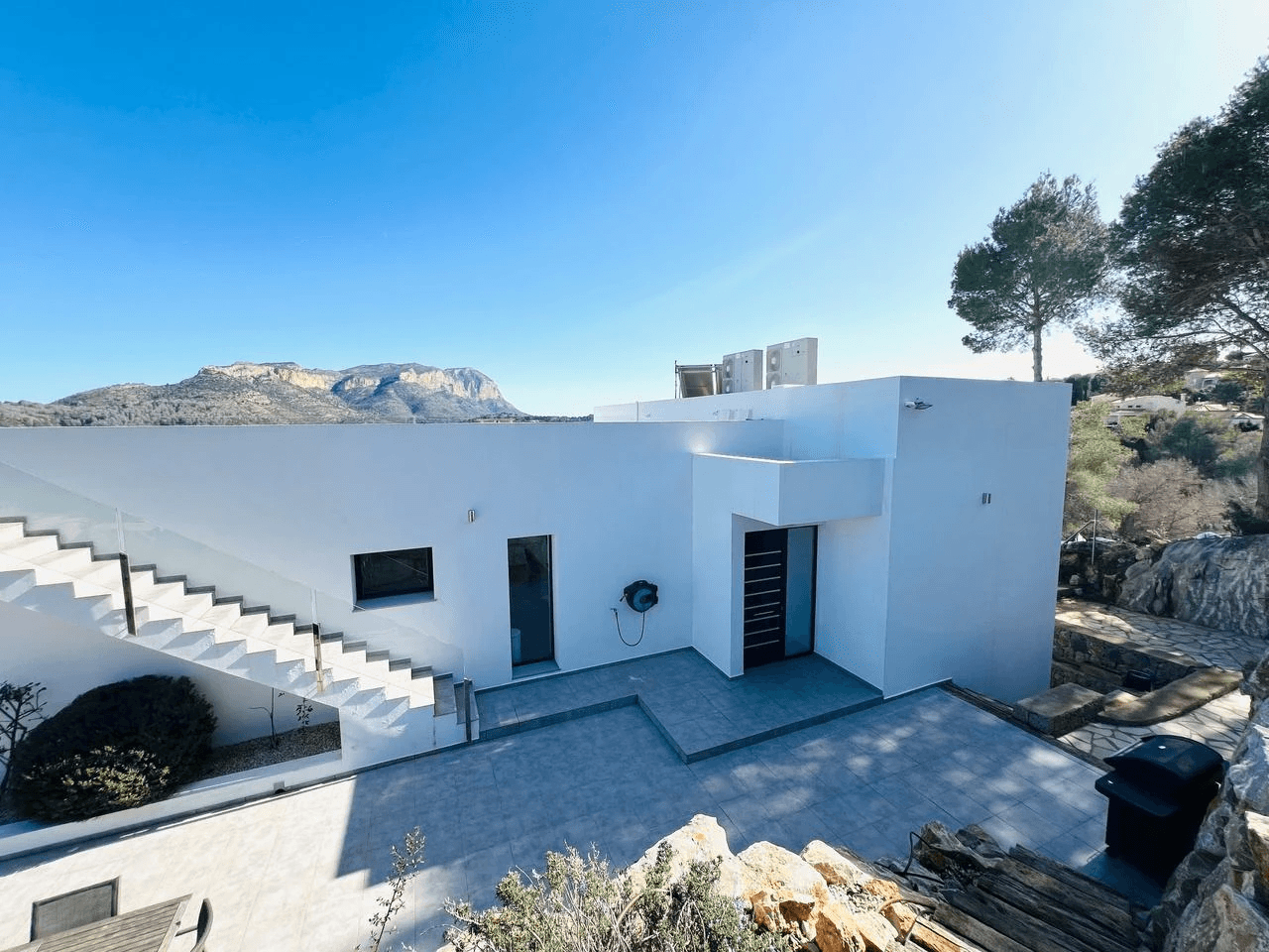 Ample contemporary villa with sea and mountain views for salea in La Sella Golf Resort, Pedreguer, Costa Blanca