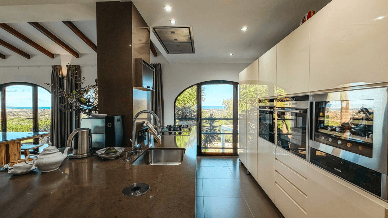 Elegant villa with panoramic sea views for sale in la Sella Golf Resort, Costa Blanca