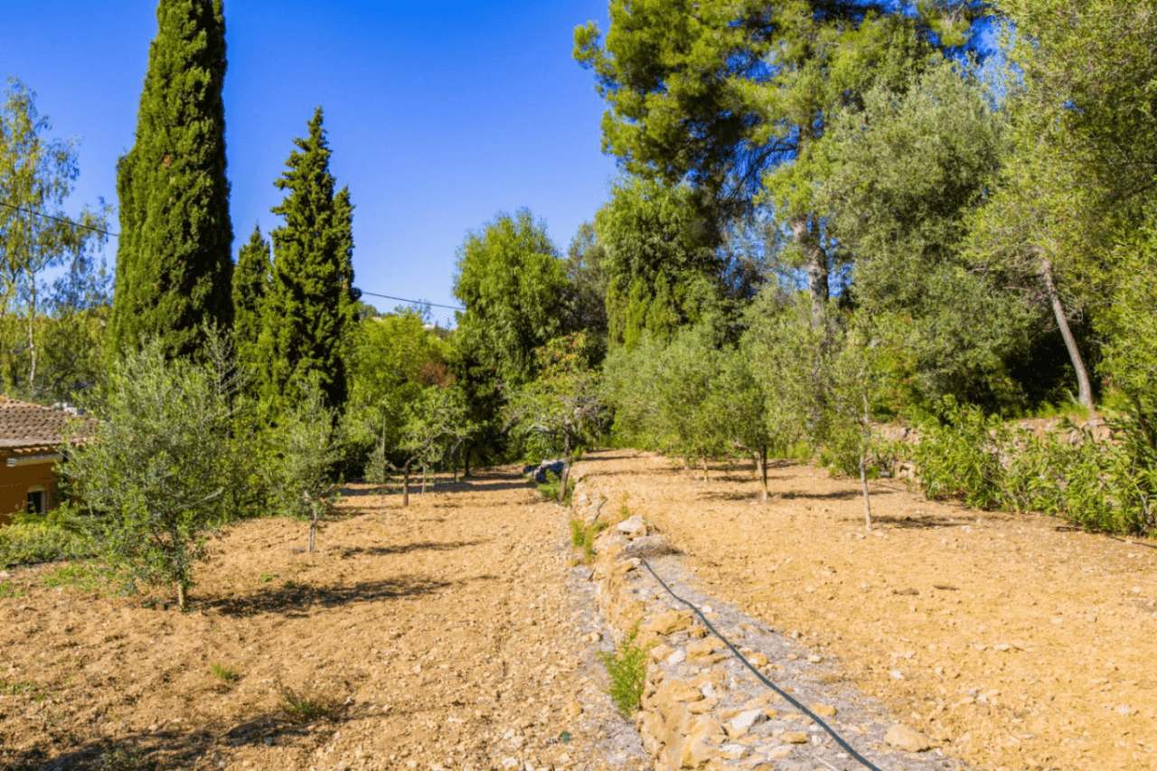 Finca met de essentie van Mediterraan leven op de beste locatie La Sella Golf Resort, Denia, Costa Blanca