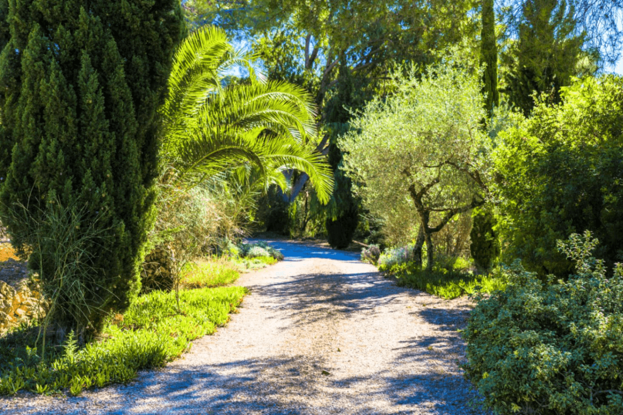 Finca met de essentie van Mediterraan leven op de beste locatie La Sella Golf Resort, Denia, Costa Blanca