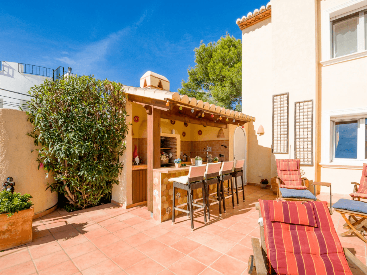 Benissa Villa met Zeezicht en Apart Gastenappartement