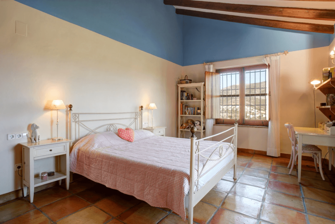 Prachtige finca te koop met uitzicht op zee en vallei in Moraira, Costa Blanca