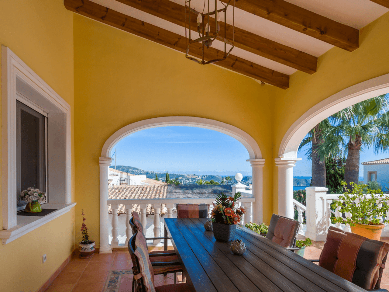 Benissa Villa met Zeezicht en Apart Gastenappartement