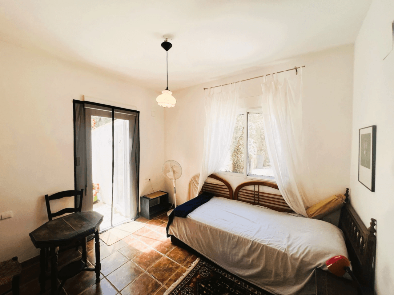 Ruime villa op een unieke locatie met panoramisch uitzicht, omringd door een natuurpark in Jesus Pobre, Denia, Costa Blanca.
