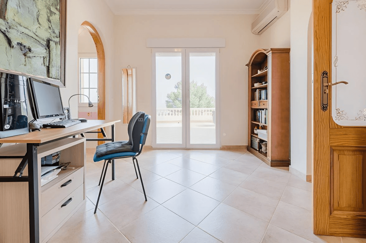Magnifica villa de estilo mediterránea con vistas panorámicas al mar y poca distancia del centro de Denia, Costa Blanca