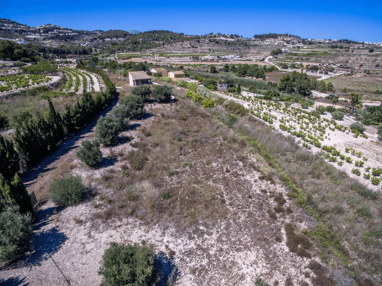 NIEUW TE BOUWEN FINCA OP EEN UNIEKE LOCATIE IN MORAIRA