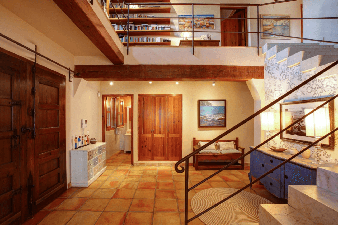 Prachtige finca te koop met uitzicht op zee en vallei in Moraira, Costa Blanca