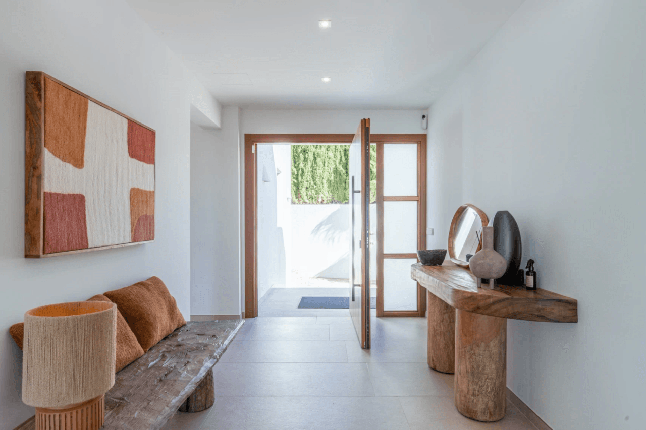 Ibiza Style Luxury Villa in Moraira — Mediterranean Elegance Just 1 km from the Sea