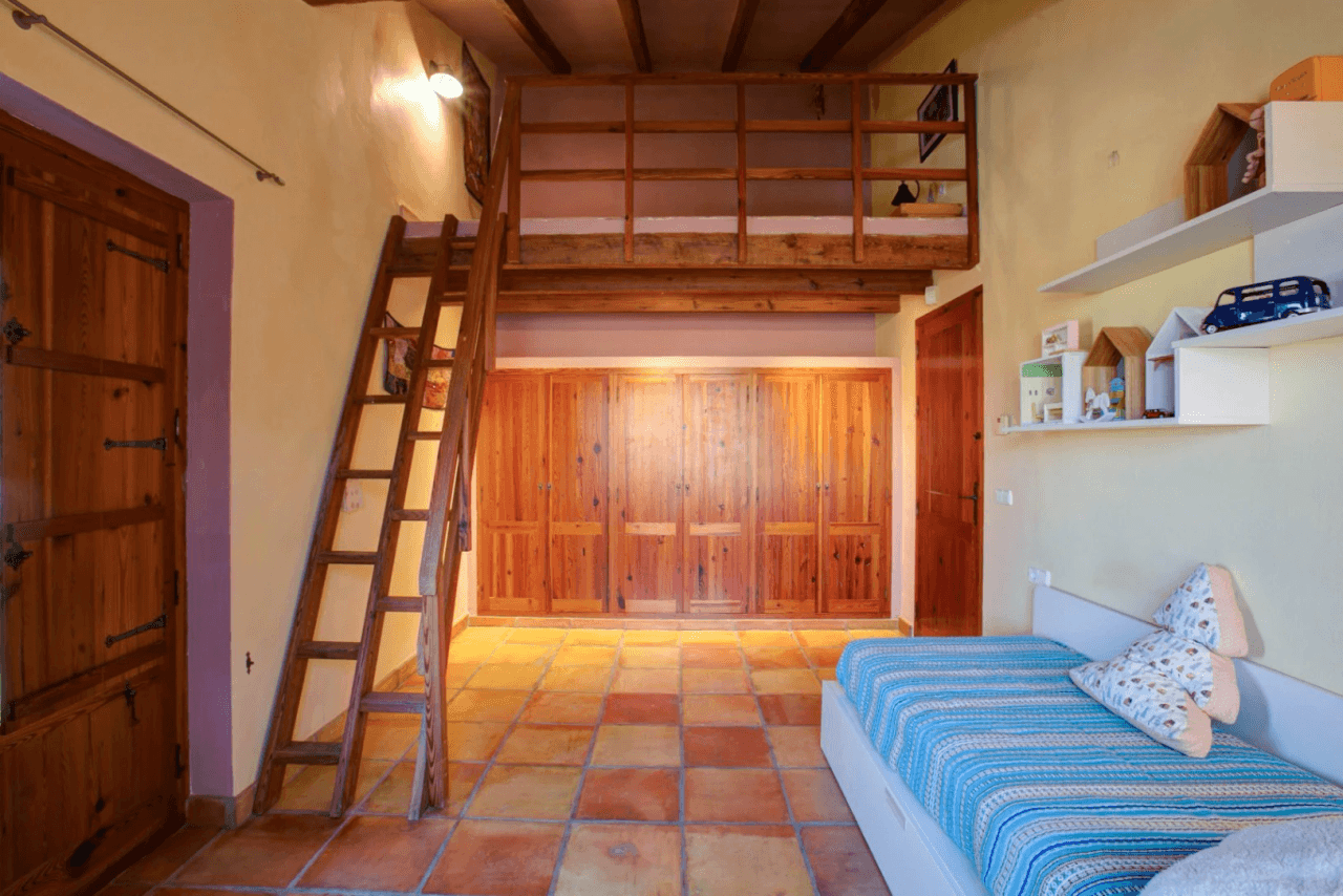 Prachtige finca te koop met uitzicht op zee en vallei in Moraira, Costa Blanca
