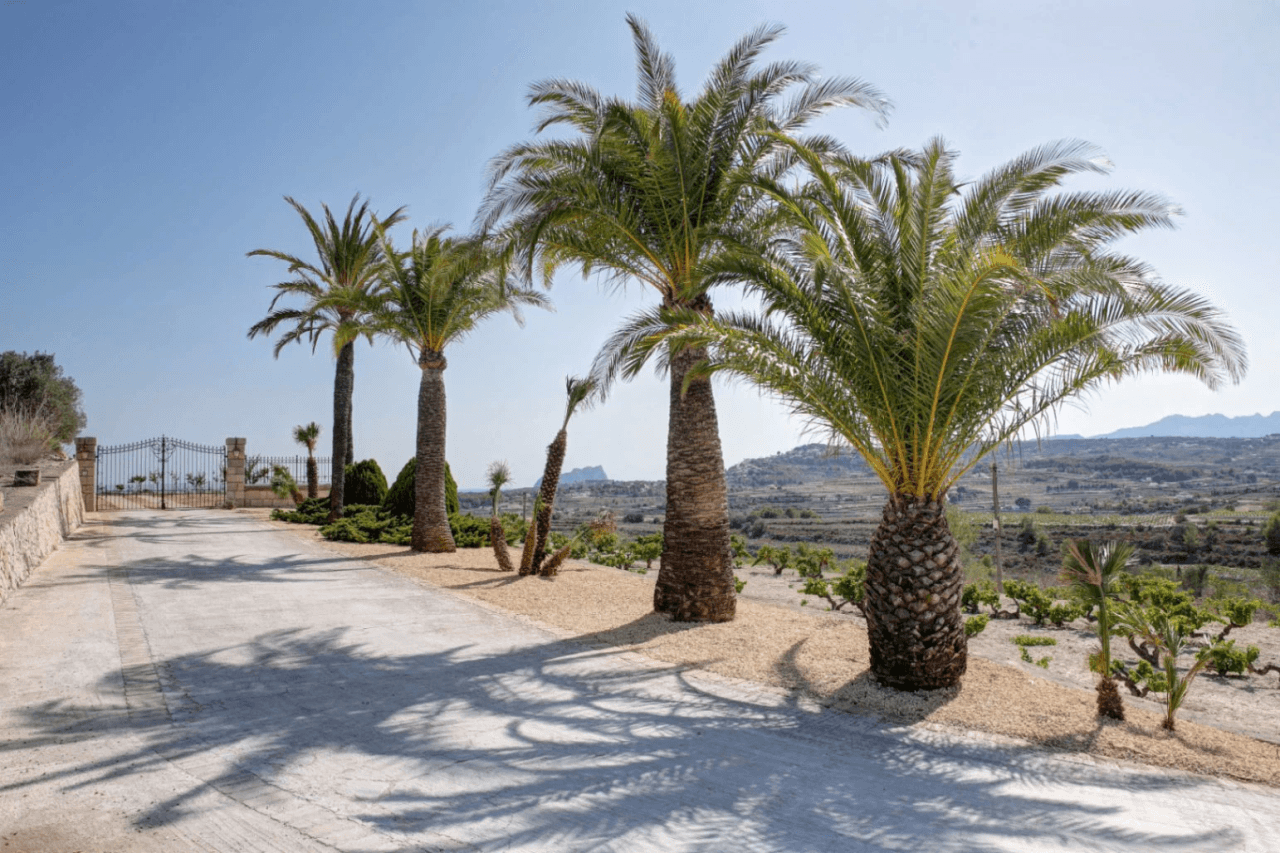 Prachtige finca te koop met uitzicht op zee en vallei in Moraira, Costa Blanca