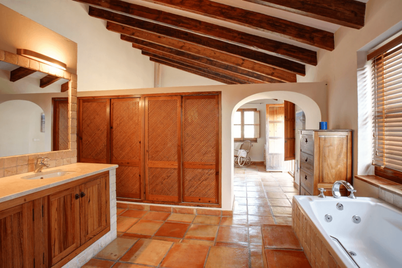 Prachtige finca te koop met uitzicht op zee en vallei in Moraira, Costa Blanca