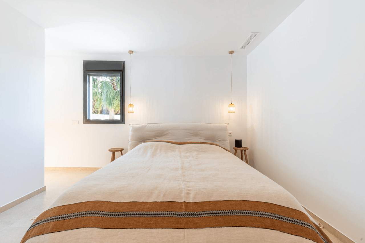 Ibiza Style Luxury Villa in Moraira — Mediterranean Elegance Just 1 km from the Sea