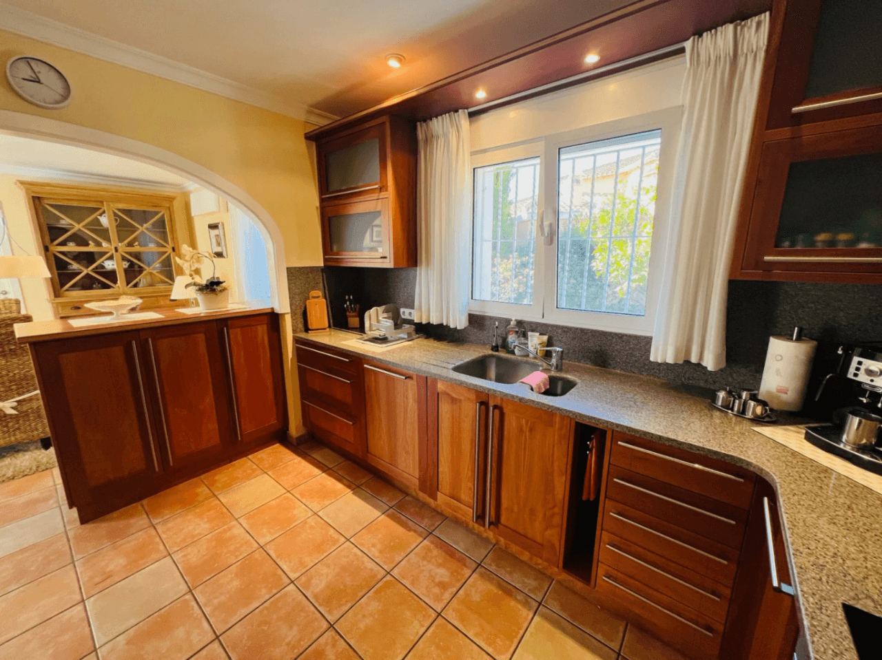 Impressive villa with panoramic sea and Montgó views for sale in La Sella Golf Resort, Pedreguer, Costa Blanca.