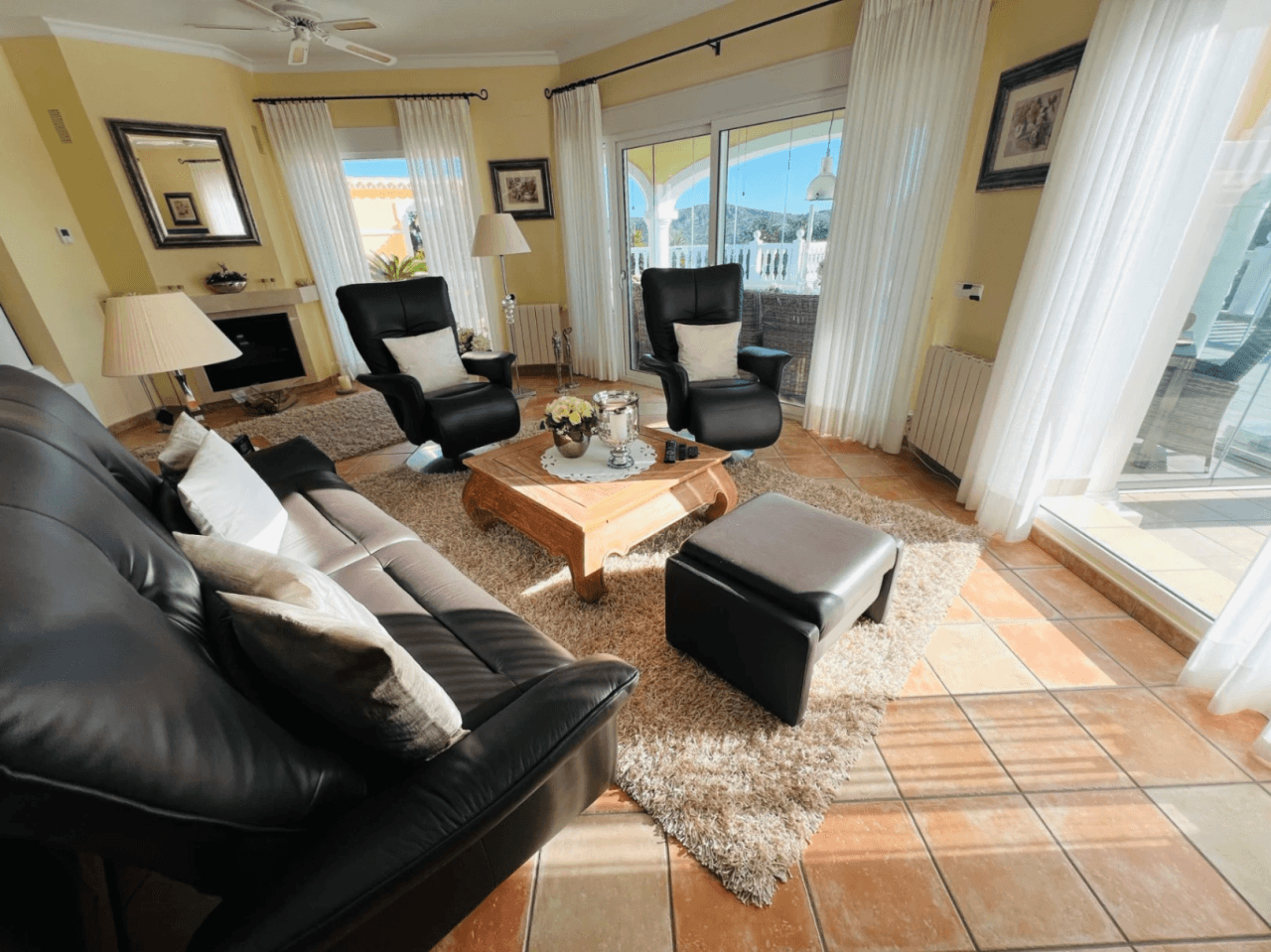 Impressive villa with panoramic sea and Montgó views for sale in La Sella Golf Resort, Pedreguer, Costa Blanca.