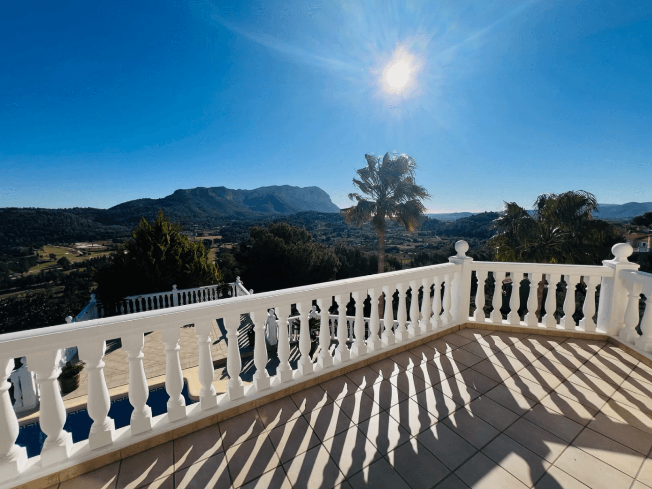Impressive villa with panoramic sea and Montgó views for sale in La Sella Golf Resort, Pedreguer, Costa Blanca.
