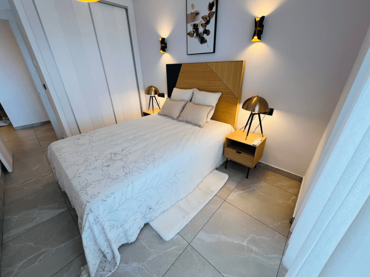 Volledig gerenoveerd appartement aan het strand te koop in Calpe, Costa Blanca.