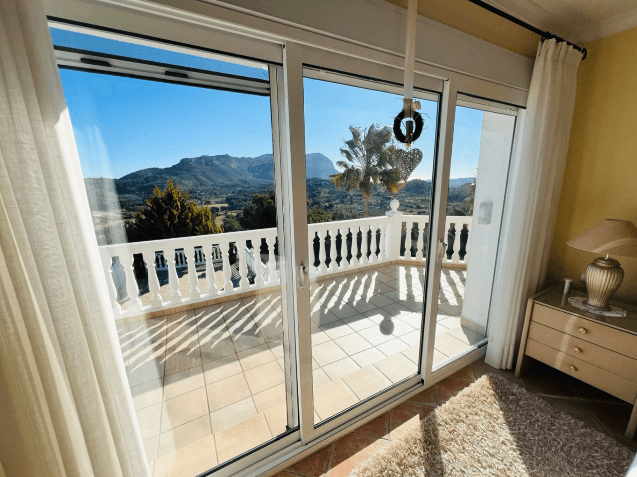 Impressive villa with panoramic sea and Montgó views for sale in La Sella Golf Resort, Pedreguer, Costa Blanca.
