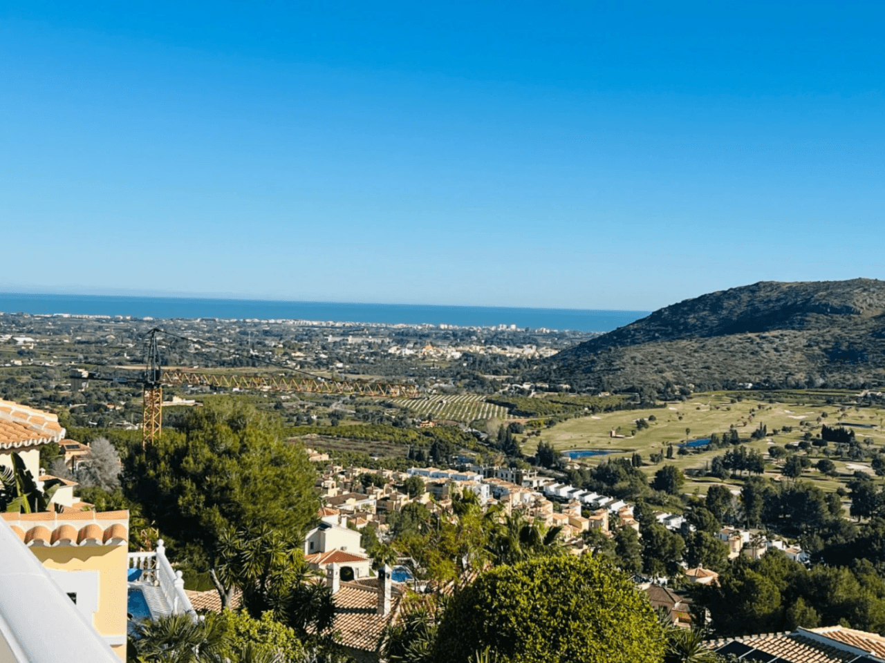 Impressive villa with panoramic sea and Montgó views for sale in La Sella Golf Resort, Pedreguer, Costa Blanca.