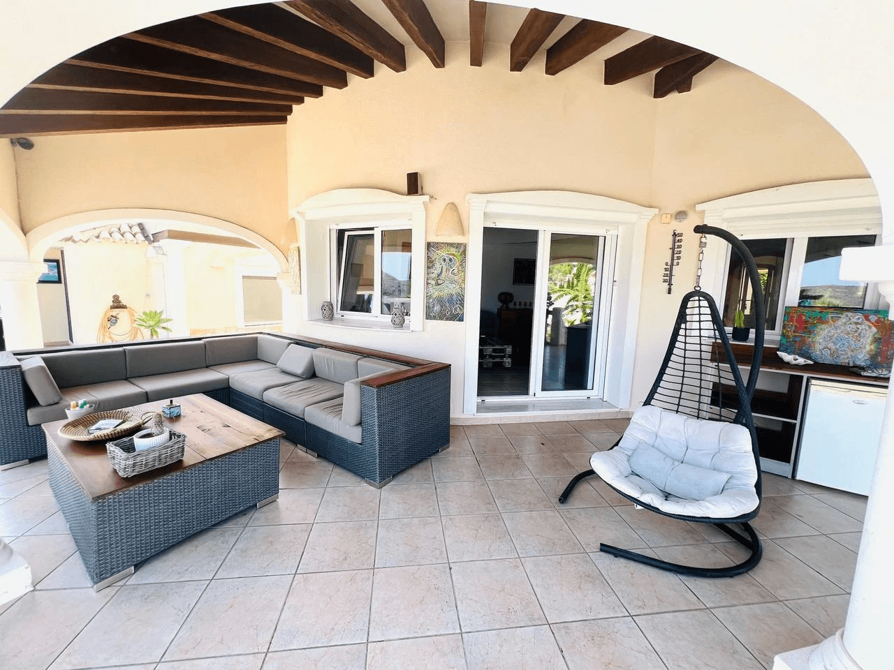 Charming Mediterranean villa on a single floor with spectacular views of La Sella Golf Resort, Pedreguer, Costa Blanca.