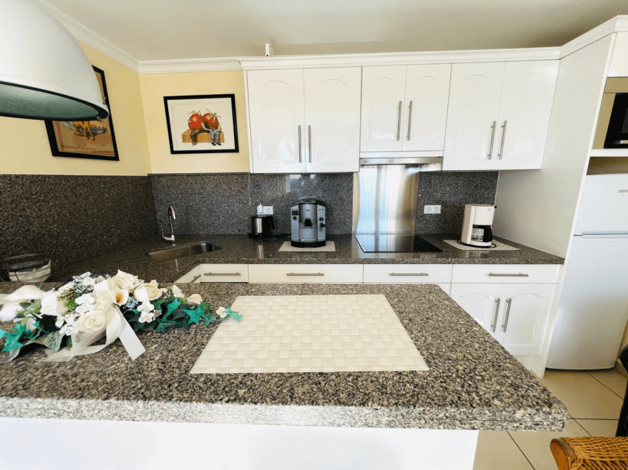 Impressive villa with panoramic sea and Montgó views for sale in La Sella Golf Resort, Pedreguer, Costa Blanca.