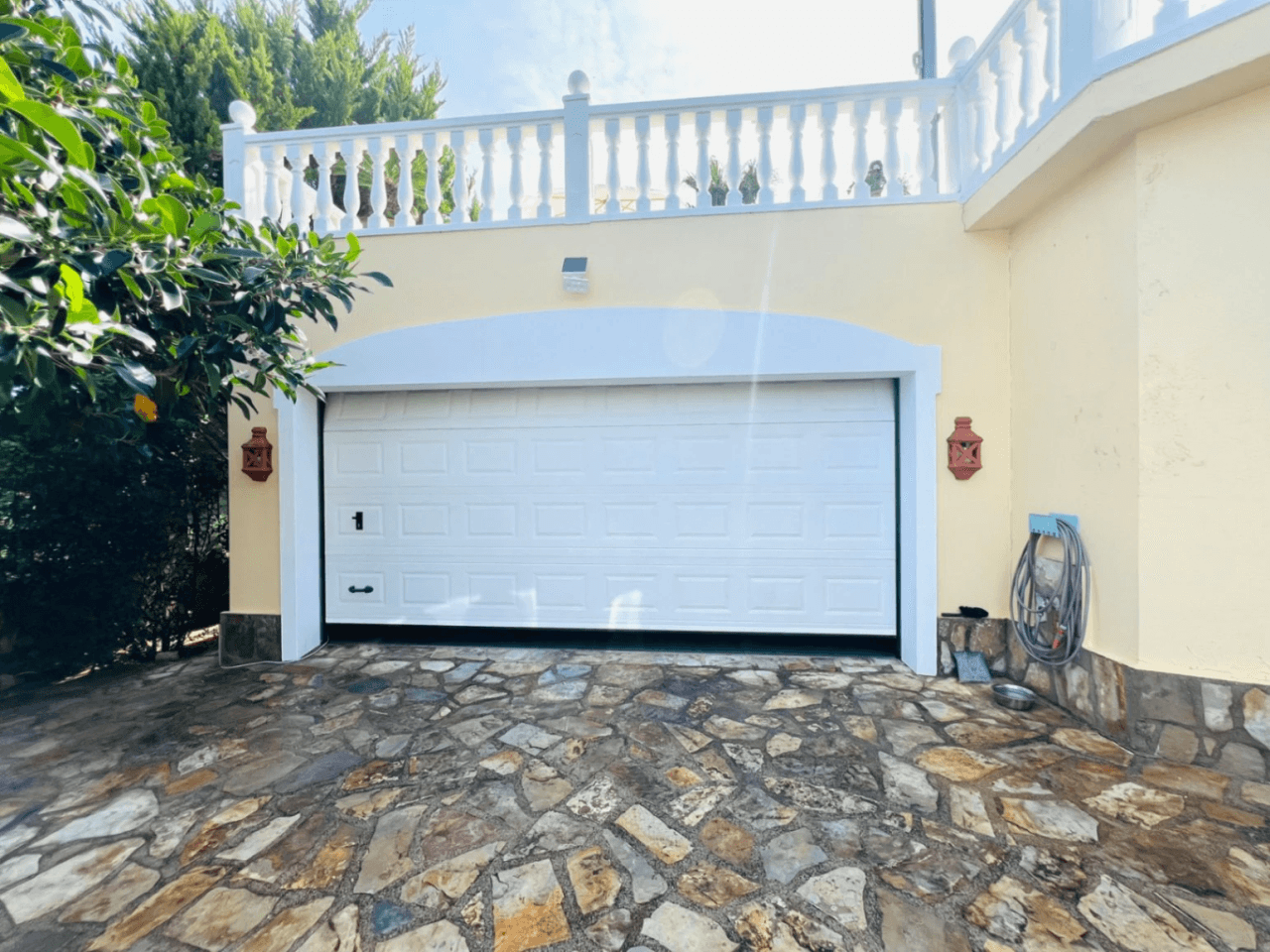 Impressive villa with panoramic sea and Montgó views for sale in La Sella Golf Resort, Pedreguer, Costa Blanca.