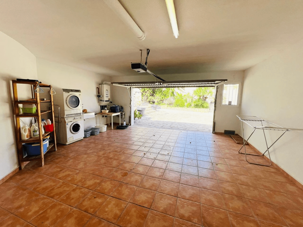 Charming Mediterranean villa on a single floor with spectacular views of La Sella Golf Resort, Pedreguer, Costa Blanca.