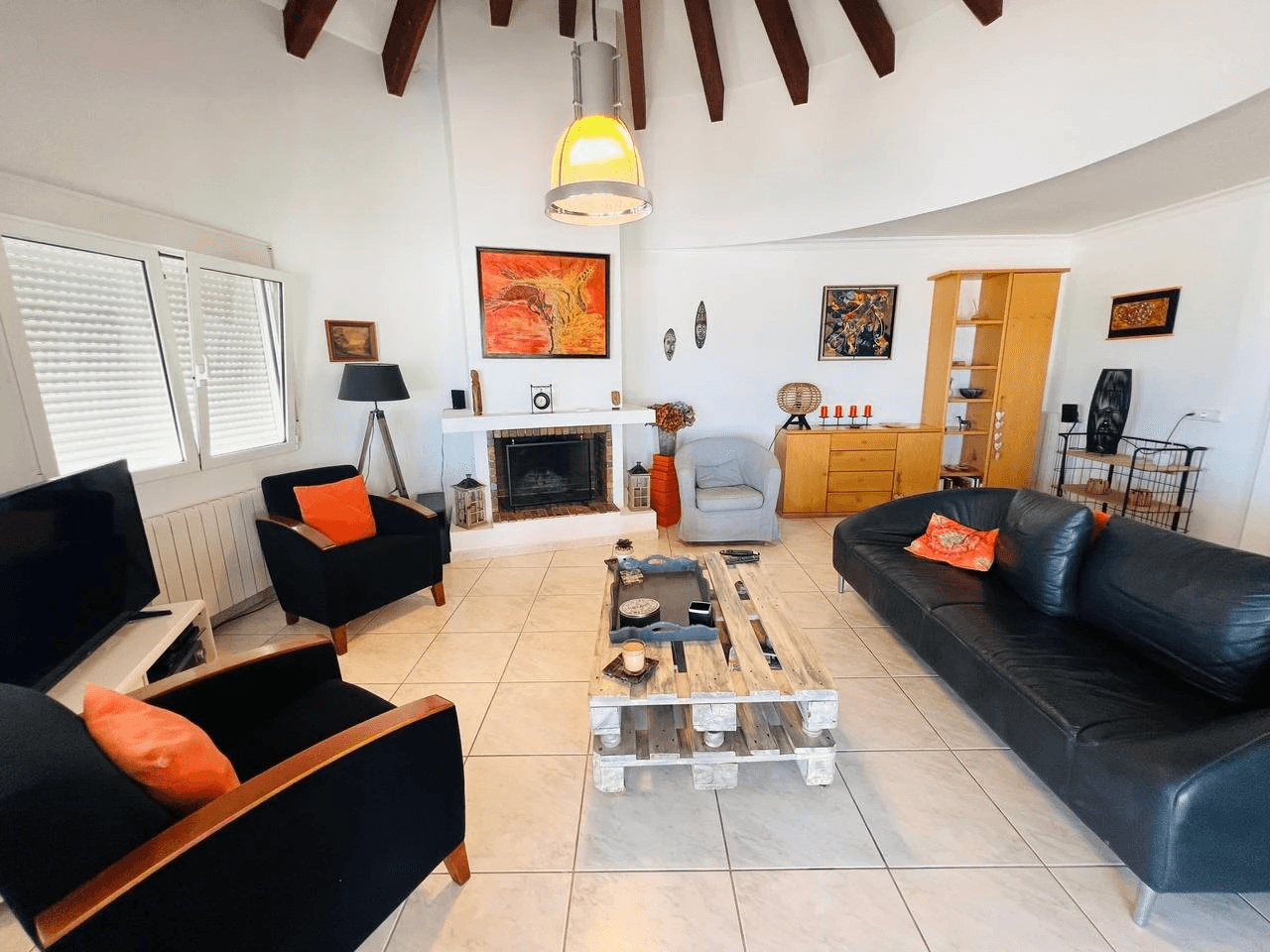 Charming Mediterranean villa on a single floor with spectacular views of La Sella Golf Resort, Pedreguer, Costa Blanca.