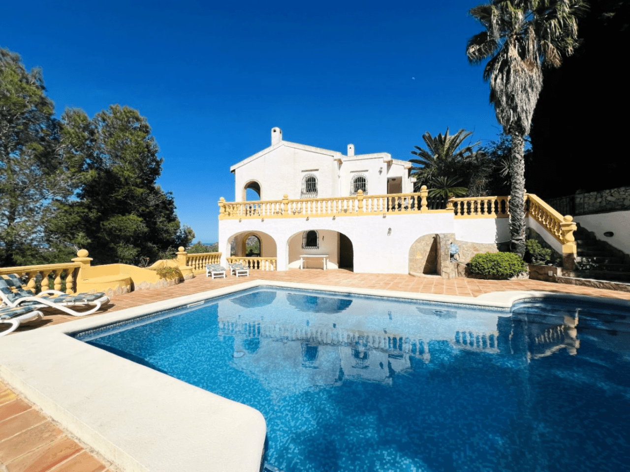 Sunny traditional villa in La Sella Golf Resort, Pedreguer, Costa Blanca