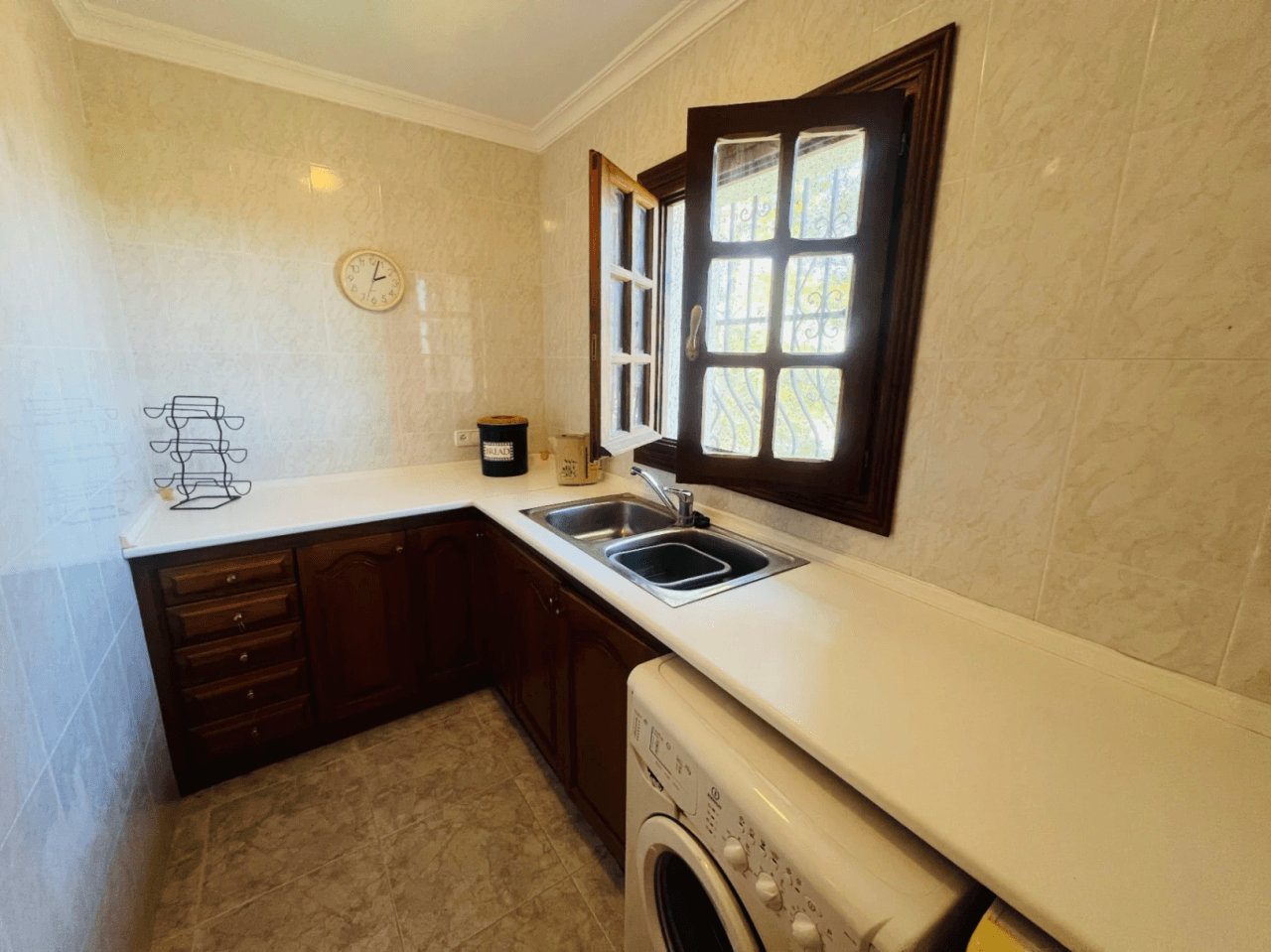 Sunny traditional villa in La Sella Golf Resort, Pedreguer, Costa Blanca