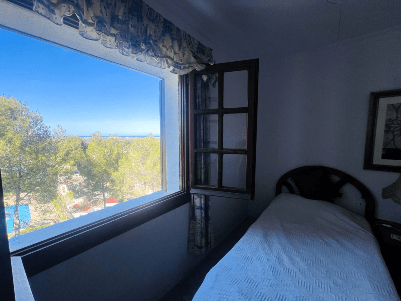 Sunny traditional villa in La Sella Golf Resort, Pedreguer, Costa Blanca