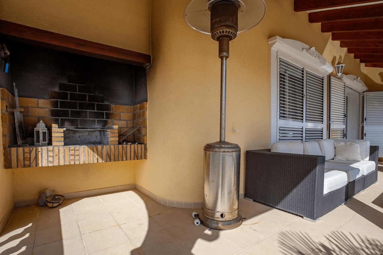 Luxury villa with garage for sale in La Sella Golf Resort, Costa Blanca