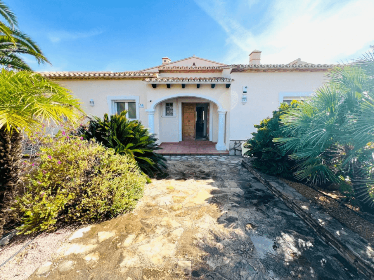 Exceptional 6-Bedroom Villa in La Sella – A Versatile Investment with 2-in-1 Living for sale in La Sella Golf Resort, Pedreguer, Costa Blanca