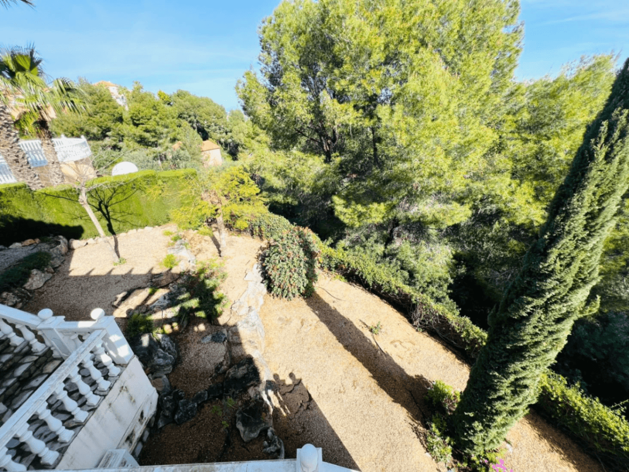 Exceptional 6-Bedroom Villa in La Sella – A Versatile Investment with 2-in-1 Living for sale in La Sella Golf Resort, Pedreguer, Costa Blanca