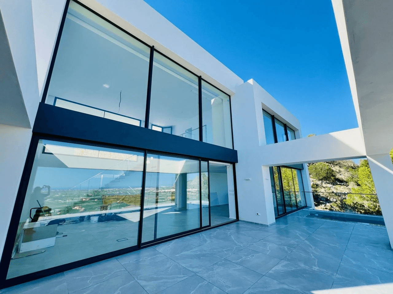 Magnificent newly built luxury villa with panoramic sea views for sale in La Sella Golf Resort, Pedreguer, Costa Blanca.